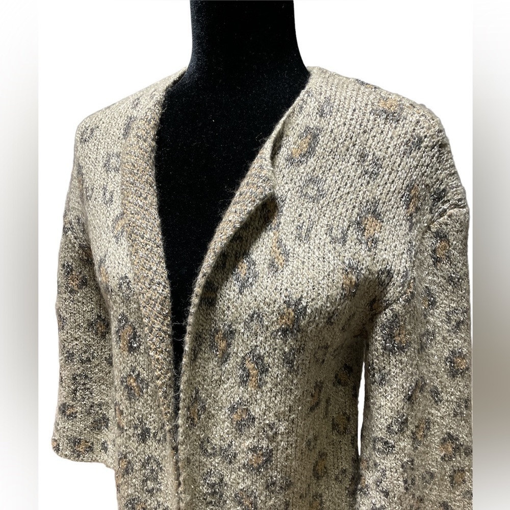 Anthropologie Cupcakes and Cashmere Jacquard Leopard Knit Cardigan Animal Print - Picture 4 of 10